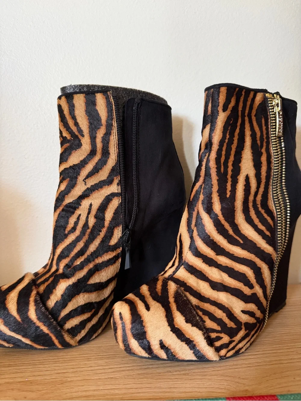 RACHEL Rachel Roy stand out